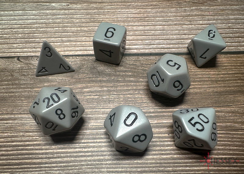 Chessex Polyhedral 7 Die Würfel-Set Opaque Gelb/Schwarz
