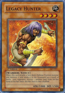 Legacy Hunter AST-067 Super Rare Light Played Englisch 1. Auflage