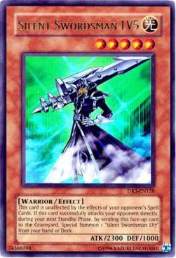 Schweigsamer Schwertkämpfer LV5 DR3-128 Ultra Rare Light Played Deutsch