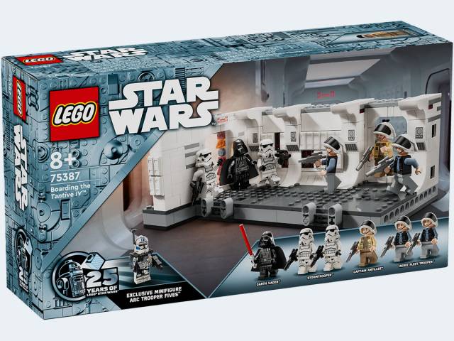 LEGO Star Wars Boarding the Tantive IV