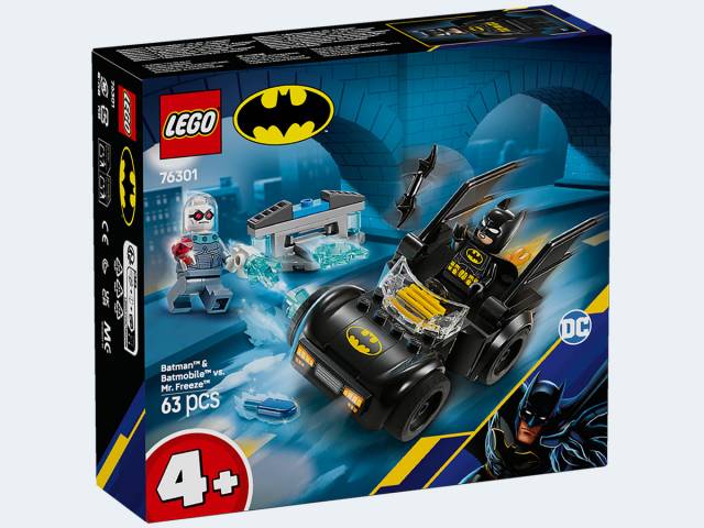 LEGO DC Super Batman Batmobil vs Mr Freeze