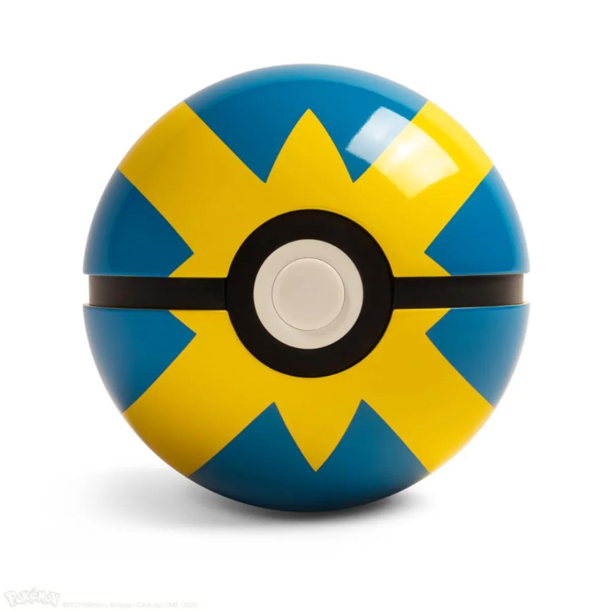 Pokémon Quick Ball Replica